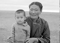 Mongolin mit ihrem Sohn