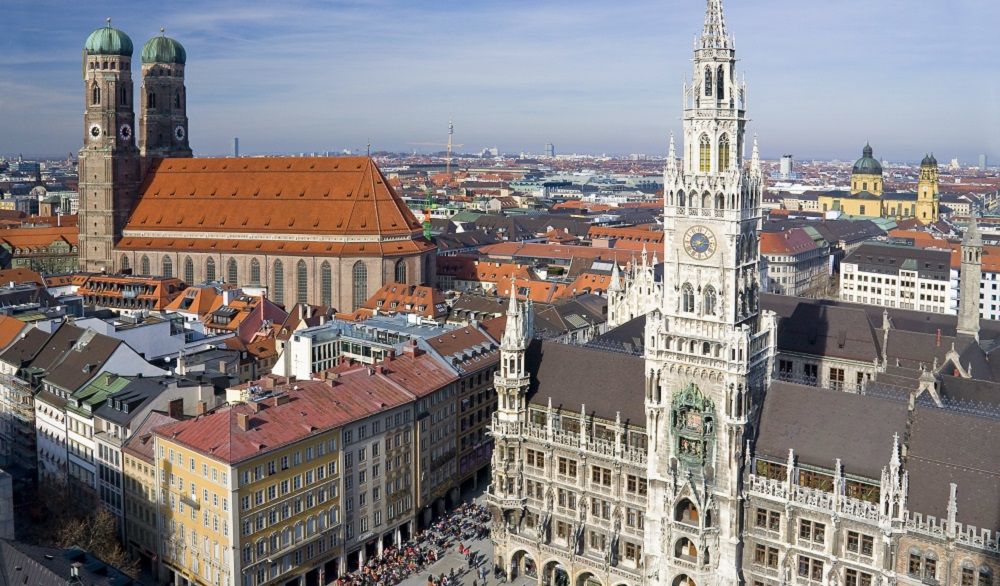 Bekannte Sehenswürdigkeiten in Bayern in München und der Natur